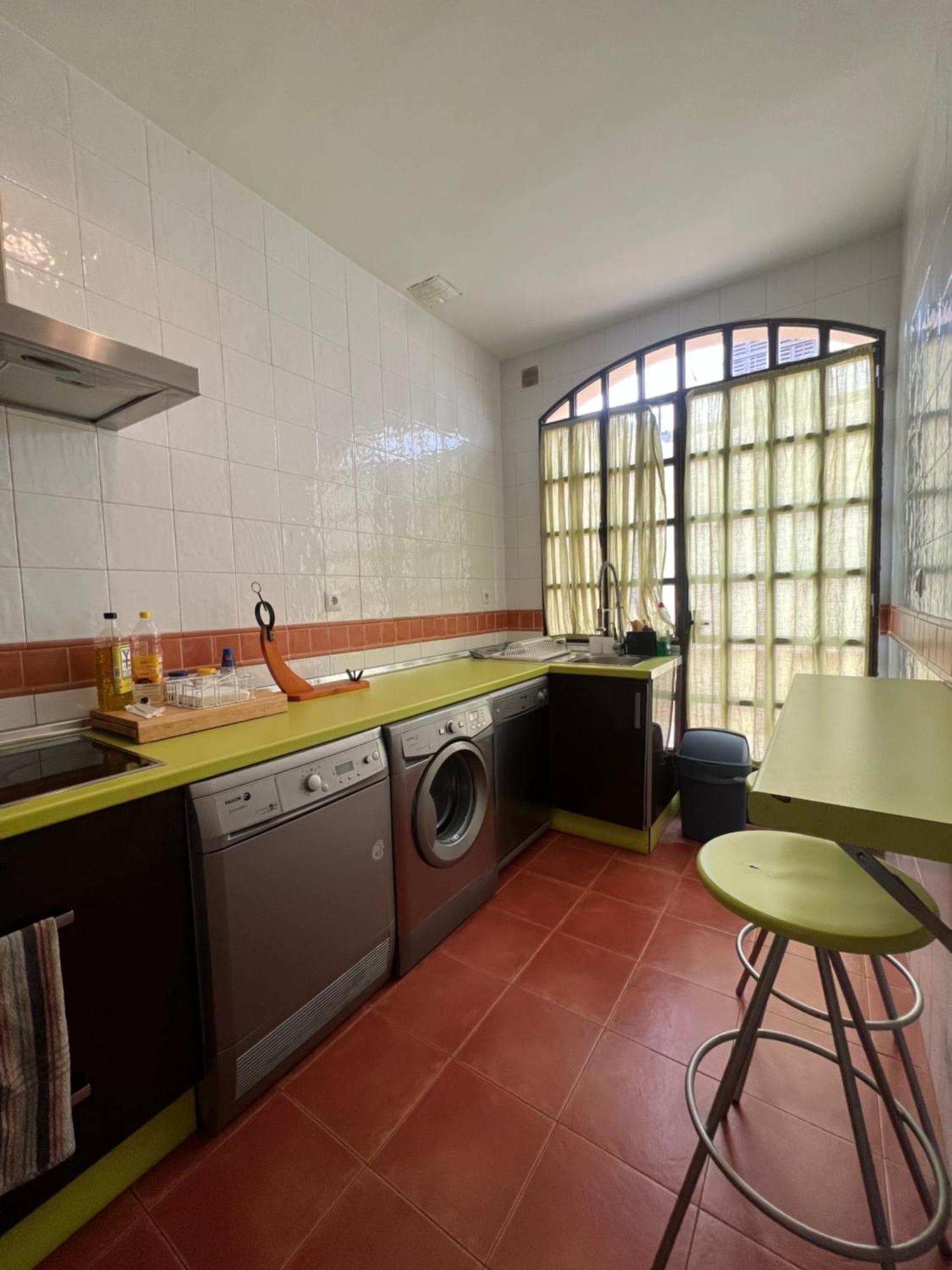 Apartamentos Sevilla Deluxe Rosales Los Rosales  Luaran gambar